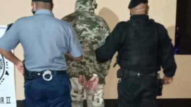 Photo of Fuera de sí, intentó apuñalar a varios oficiales de la Policía del Chaco
