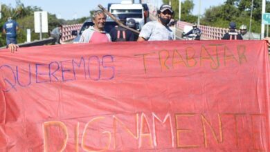 Photo of Pescadores se manifestaron contra la veda total que rige en la provincia