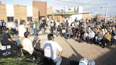 Photo of Entregaron 136 viviendas a familias de Resistencias