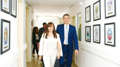 Photo of Leandro Zdero y Silvana Schneider asumieron el mando de la provincia