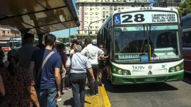 Photo of Buscan subir el boleto de colectivos y trenes en el AMBA