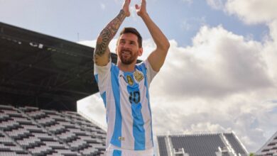 Photo of Selección Argentina: Lionel Messi posó con la nueva camiseta