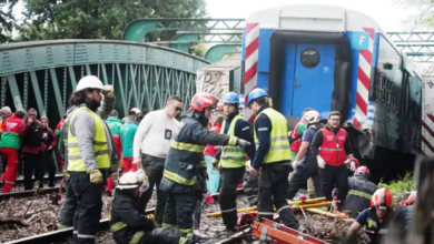Photo of Descarriló un tren en CABA, hay al menos 30 personas heridas